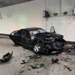 Unfall A2 Eptingen BL: Lieferwagenfahrer knallt im Belchen Tunnel in PW
