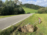 Hölstein BL: Verkehrssignal bei Unfall beschädigt und abgehauen