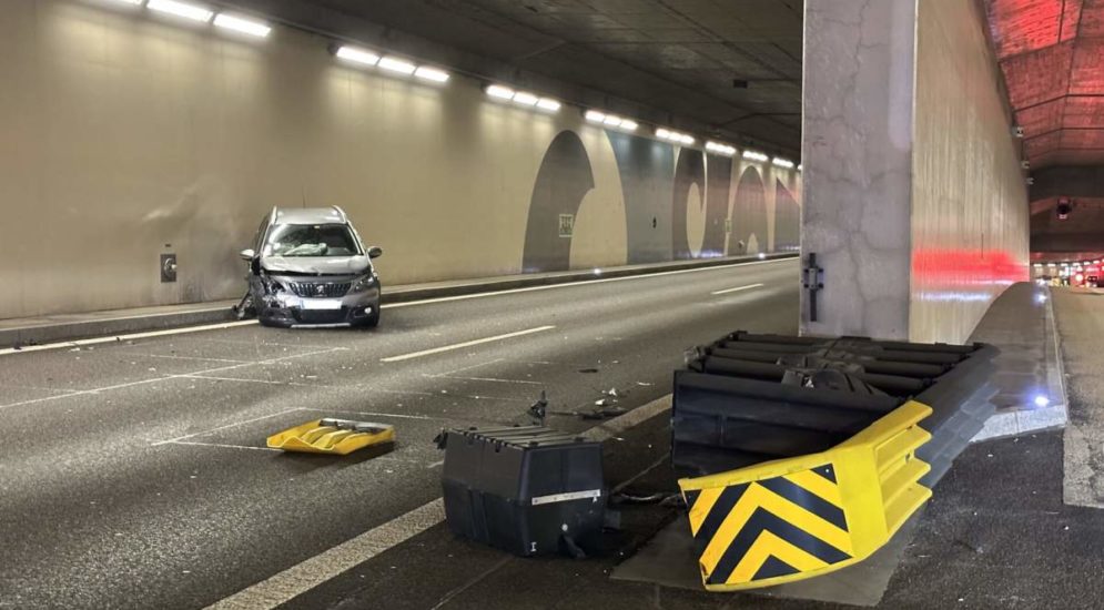 St. Johann-Tunnel BS: Bei Unfall gegen Anpralldämpfer geprallt