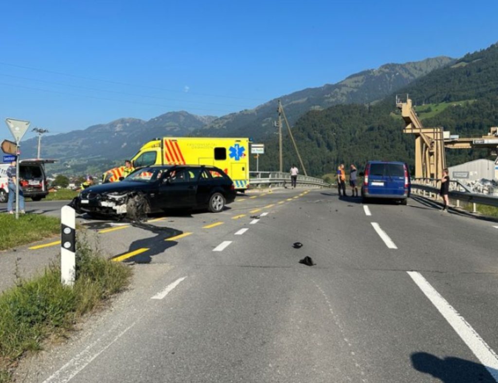 Unfall in Giswil OW: Zwei Personen mit Rettungshelikopter ins Spital geflogen