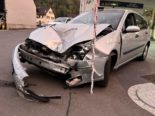 Hölstein BL: Massiver Sachschaden bei Unfall - Lenker betrunken