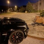 Waltenschwil AG: Fahruntüchtig mit Cadillac in Kreiseleinrichtung gebrettert