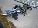 Lütisburg Station: Mofalenker prallt bei Unfall frontal in E-Biker