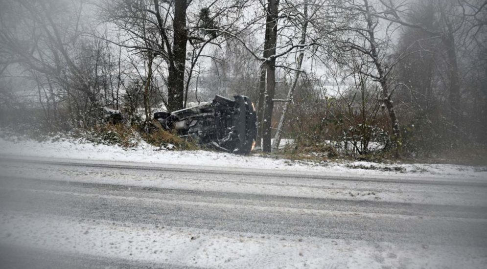Luzern LU: Wintereinbruch verursacht schwere Unfälle