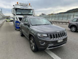 Spreitenbach: Unfall auf A1 zwischen Lastwagen und Jeep Grand Cherokee