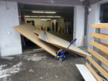 St. Gallen: Hand bei Arbeitsunfall durch Holzplatte eingeklemmt