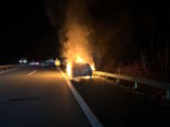 Sennwald SG: Auto auf A13 Feuer gefangen