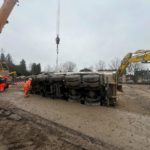 Winterthur: Lastwagen auf Baustelle umgekippt
