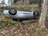 Reute AR: Auto überschlägt sich und landet im Wald