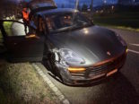 Widnau SG: Unfall - alkoholisiert mit Porsche Steinmauer gerammt