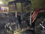 Zizers GR: Kleinbagger in Brand geraten