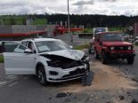 Ruswil LU: Lenker (23) verursacht beim Abbiegen Unfall