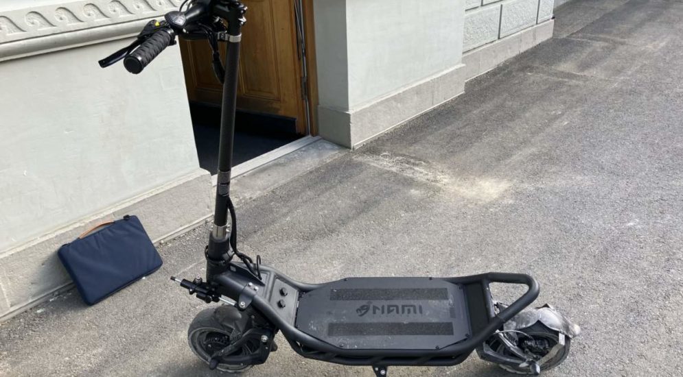 Glarus: E-Scooter viel zu schnell unterwegs und sichergestellt