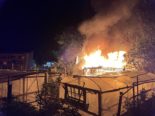 Domat/Ems GR: Gartenhäuser abgebrannt