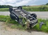 Lupfig AG: Auto überschlägt sich nach Unfall mit Traktor