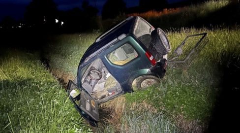 Neunkirch SH: Auto nach Unfall aus Bachbett geborgen