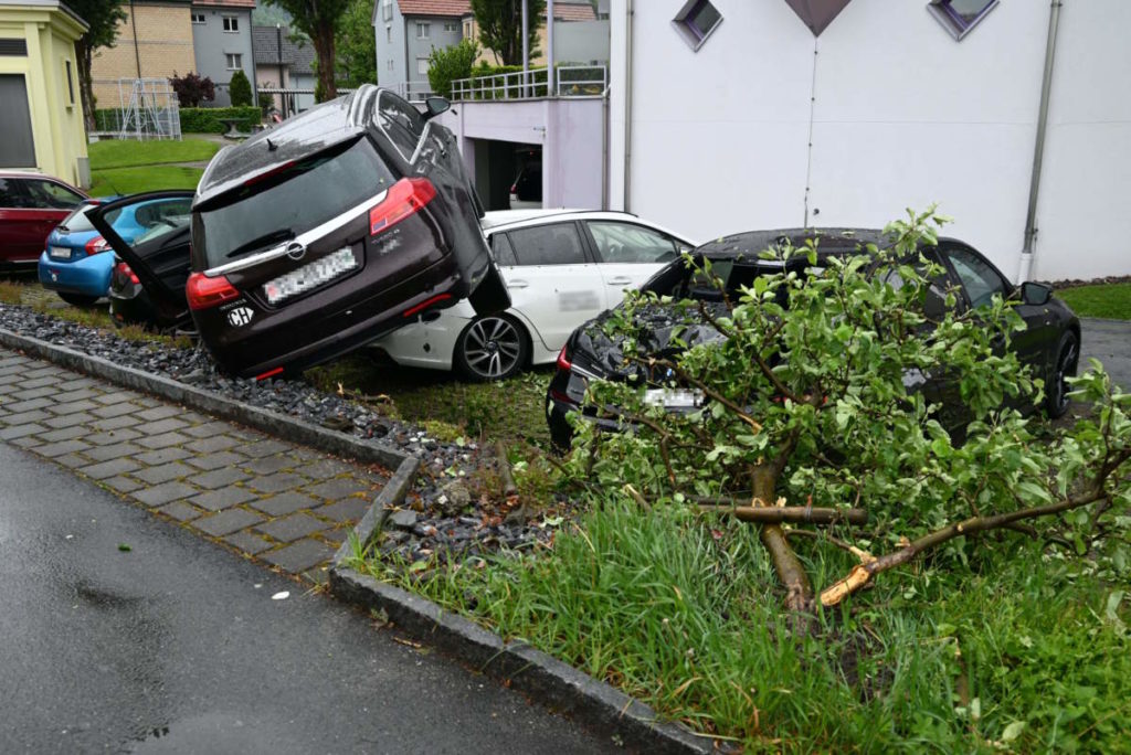 St. Margrethen SG: Bei Unfall auf mehreren Autos gelandet
