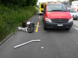 Wittenbach SG: Rollerfahrer prallt bei Unfall in Kleinbus