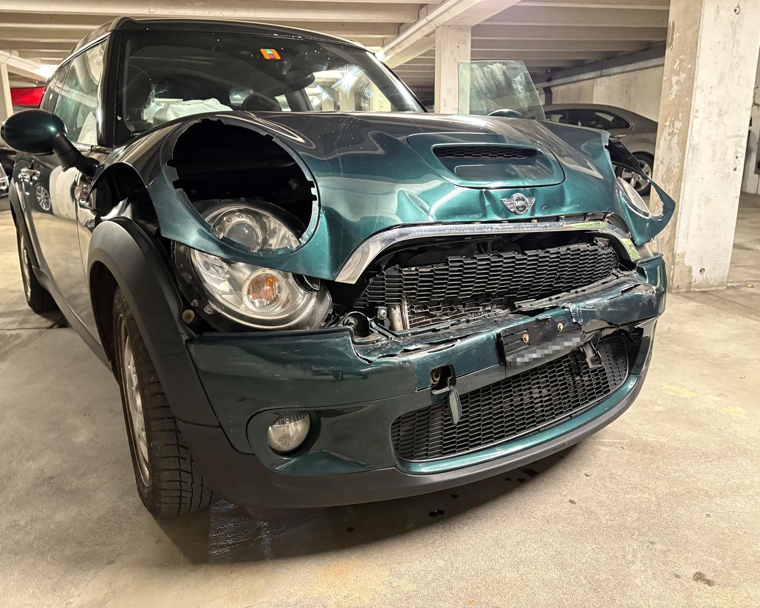 zuben-tg-fahrunf-higer-fl-chtet-nach-unfall