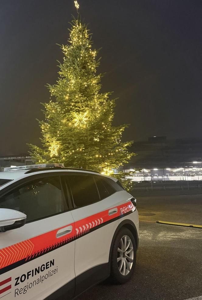 Zofingen-AG-Polizei-jagt-Taschendiebe-vor-Festtagen