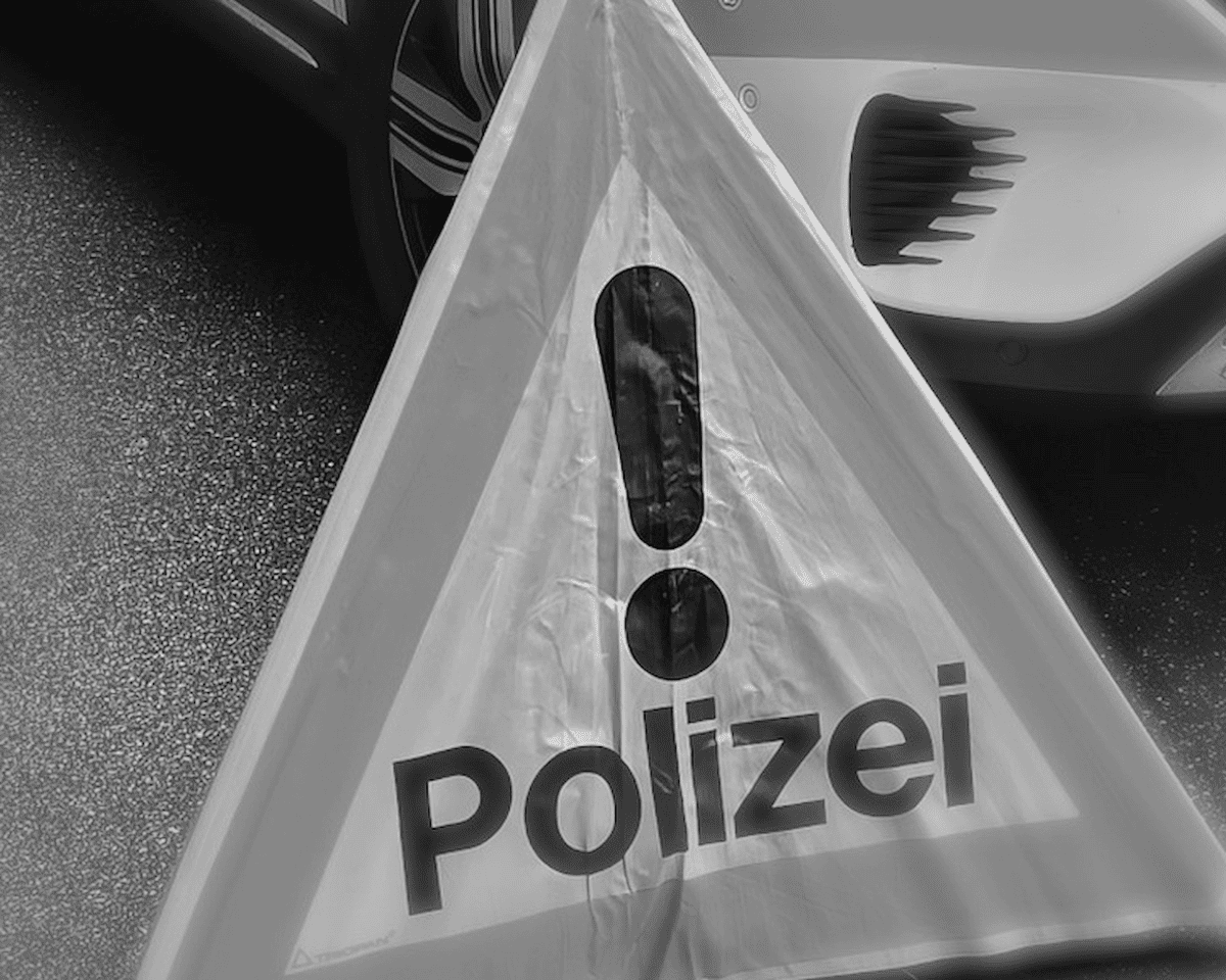 Verkehrsbehinderung-auf-A4-Zwischen-Benken-und-Uhwiesen